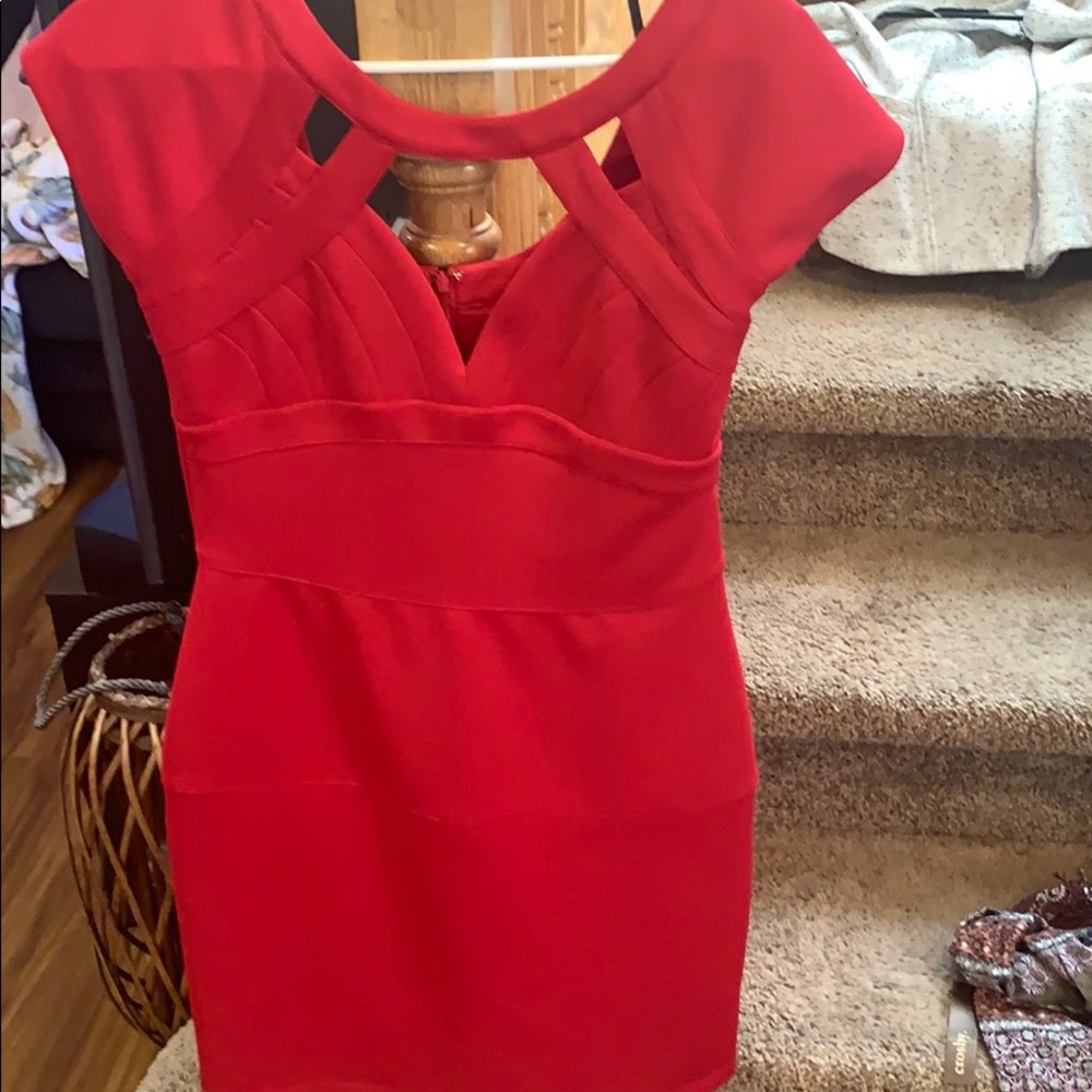 Guess body con dress